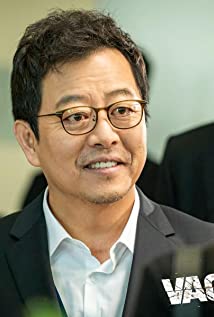 イ・ギヨン(Lee Gi-Yeong)