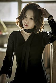 キム・アジュン(Kim Ah-Jung)