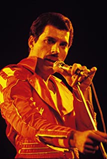 フレディ・マーキュリー(Freddie Mercury)