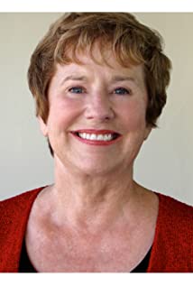 リン・マリー・スチュワート(Lynne Marie Stewart)