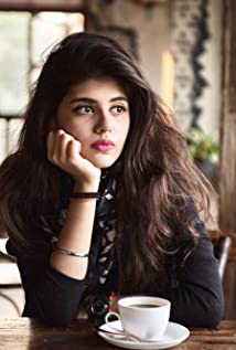 サンジャナサンギ(Sanjana Sanghi)