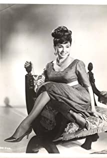 ヨランド・ドンラン(Yolande Donlan)