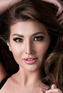 ナタリーハート(Nathalie Hart)