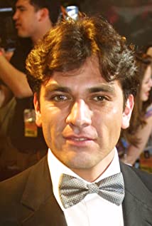 ホルヘ・サリナス(Jorge Salinas)