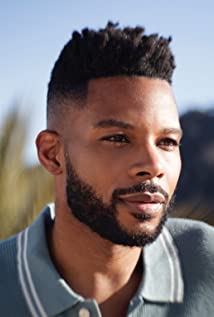 ケリーローズ(Kerry Rhodes)